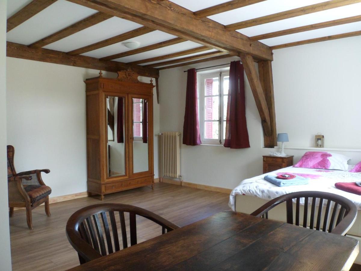 Le Pont Du Roy Bed and Breakfast Besse-et-Saint-Anastaise Εξωτερικό φωτογραφία