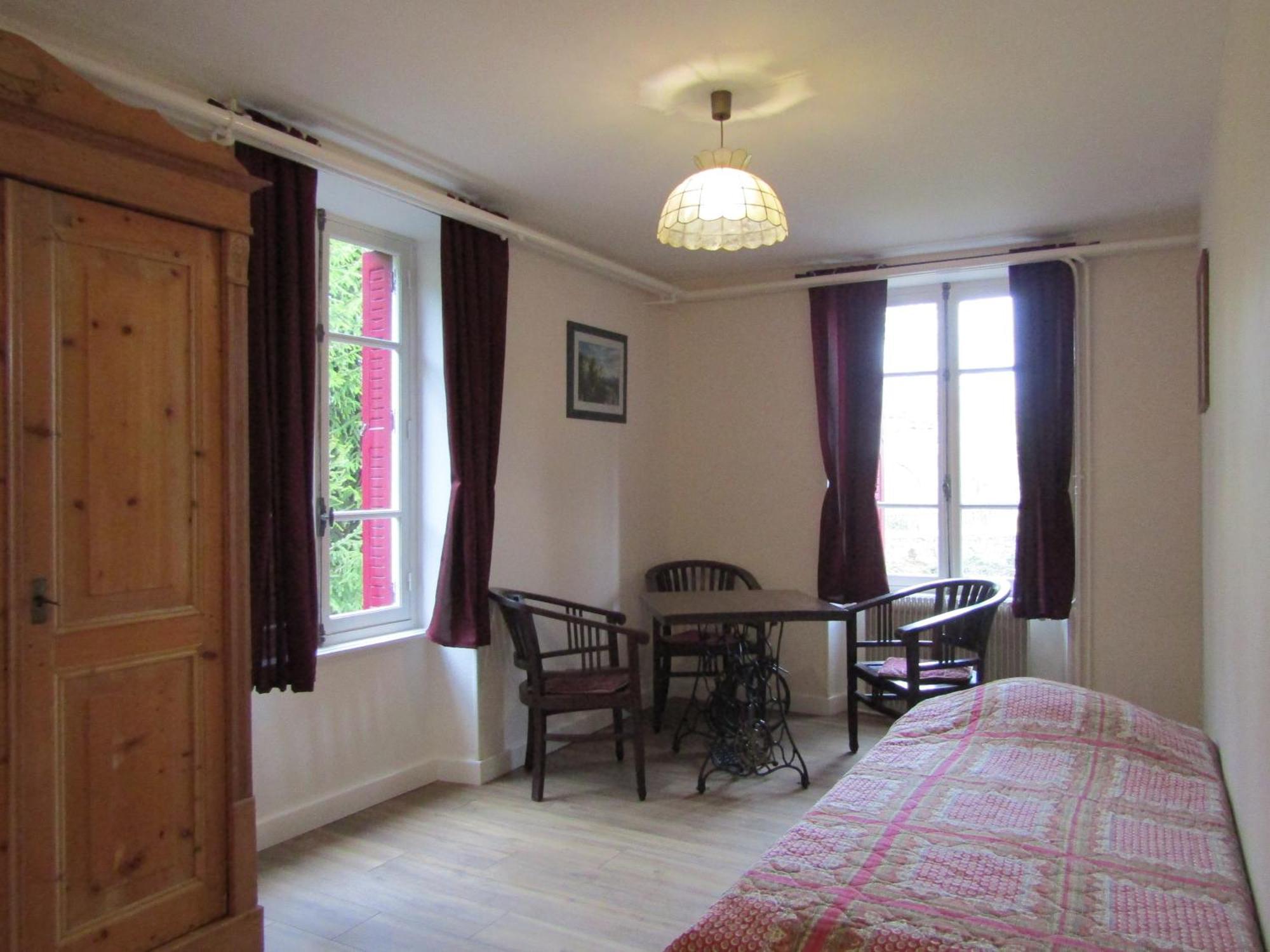 Le Pont Du Roy Bed and Breakfast Besse-et-Saint-Anastaise Δωμάτιο φωτογραφία
